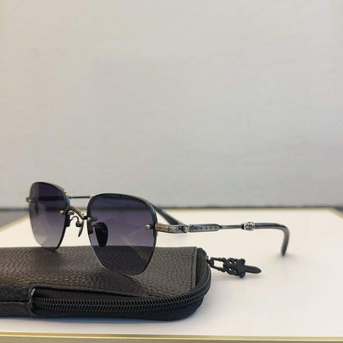 Picture of Chrome Hearts Sunglasses _SKUfw60929610fw